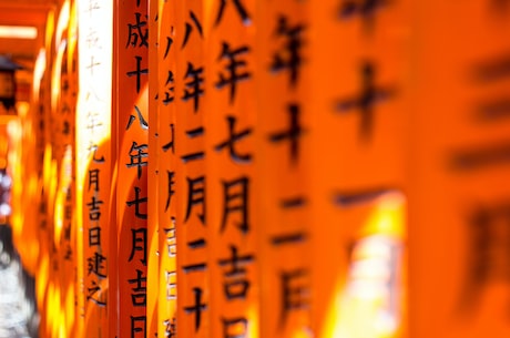日本刀(惊艳！原来日本刀的制作过程如此复杂！)