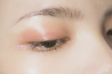 雅诗兰黛眼霜适合什么年龄(雅诗兰黛眼霜适合什么年龄？推荐几款好用的雅诗兰黛眼霜)