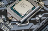 AMD至强处理器登顶服务器市场巅峰！